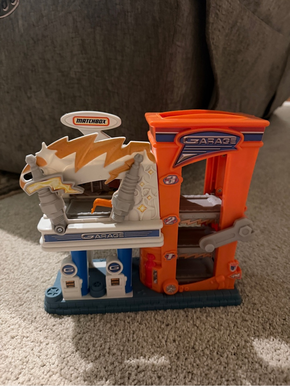 Match Kids Orange and White Garage Playset